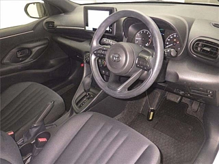 TOYOTA YARIS 2024