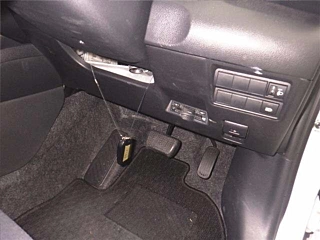 TOYOTA YARIS 2024