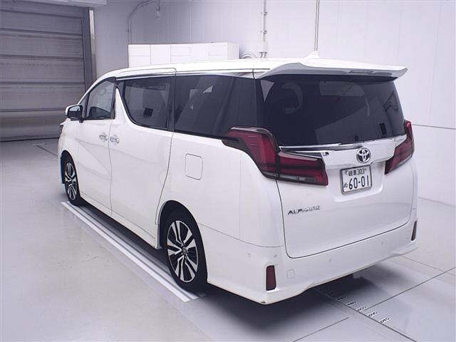 TOYOTA ALPHARD 2023
