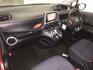 TOYOTA SIENTA 2016