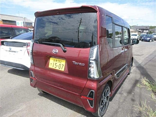 DAIHATSU TANTO 2021