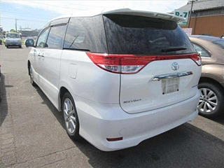 TOYOTA ESTIMA 2011