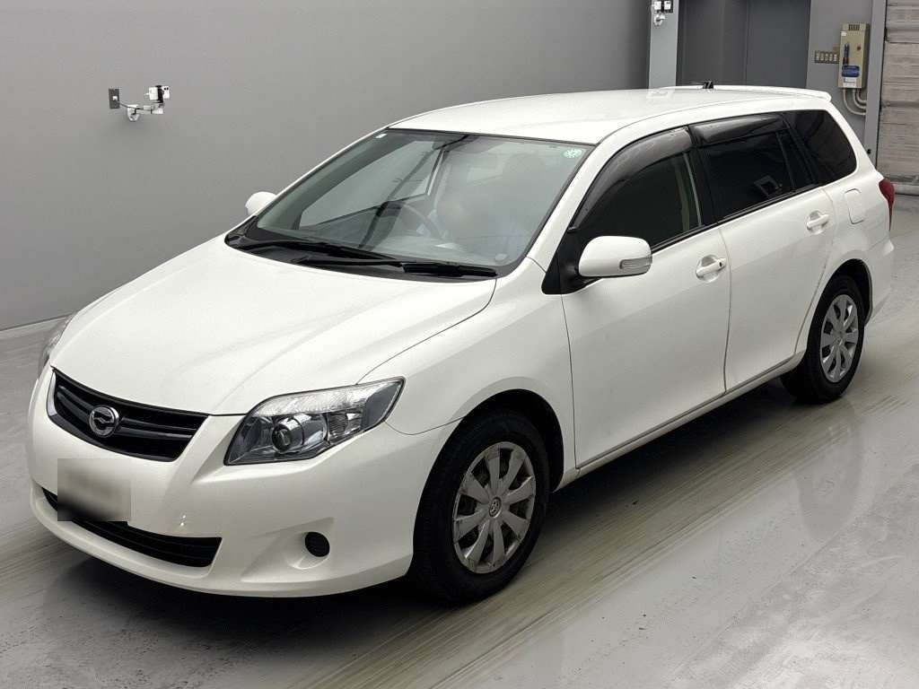 TOYOTA COROLLA FIELDER 2013