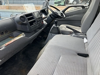 TOYOTA DYNA 2015