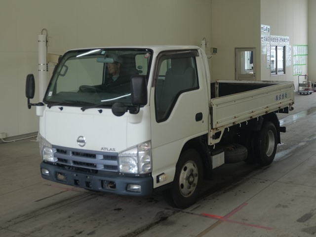 NISSAN ATLAS 2010