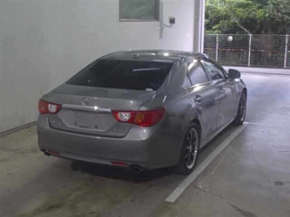 TOYOTA MARK X 2010