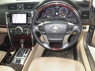 TOYOTA MARK X 2010