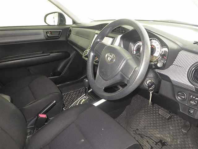 TOYOTA COROLLA FIELDER 2013