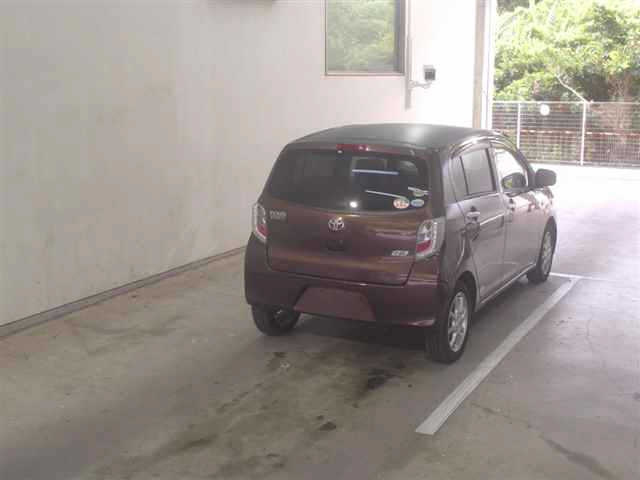 TOYOTA PIXIS EPOCH 2013