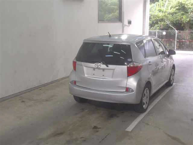 TOYOTA RACTIS 2013