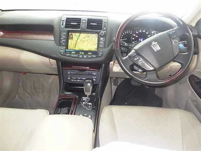 TOYOTA CROWN 2008