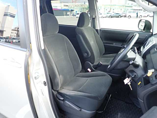 TOYOTA VOXY 2012