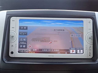 TOYOTA VOXY 2012