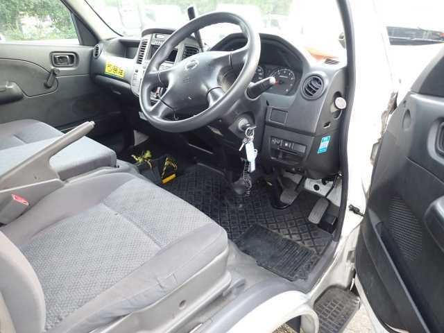 NISSAN CARAVAN VAN 2008