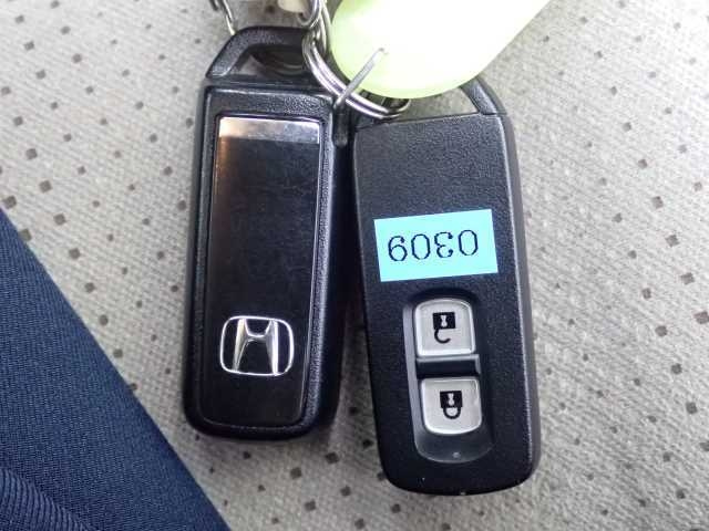 HONDA N BOX 2016