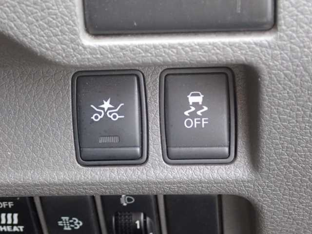 NISSAN CARAVAN VAN 2017