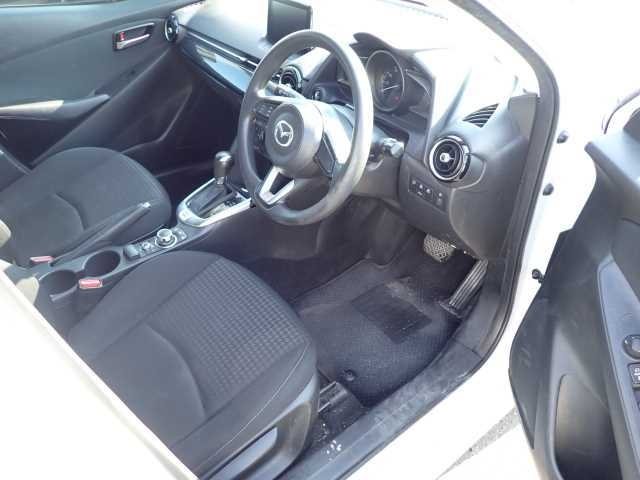 MAZDA DEMIO 2019