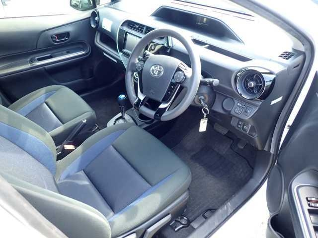 TOYOTA AQUA 2019