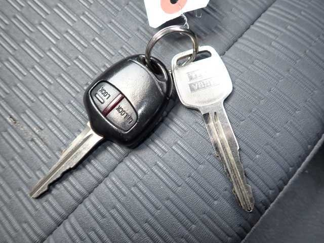 NISSAN CLIPPER VAN 2013