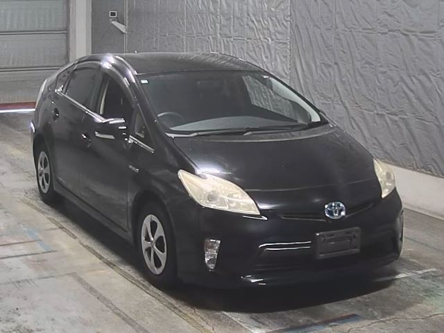 TOYOTA PRIUS 2012