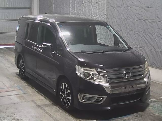 HONDA STEP WAGON 2012
