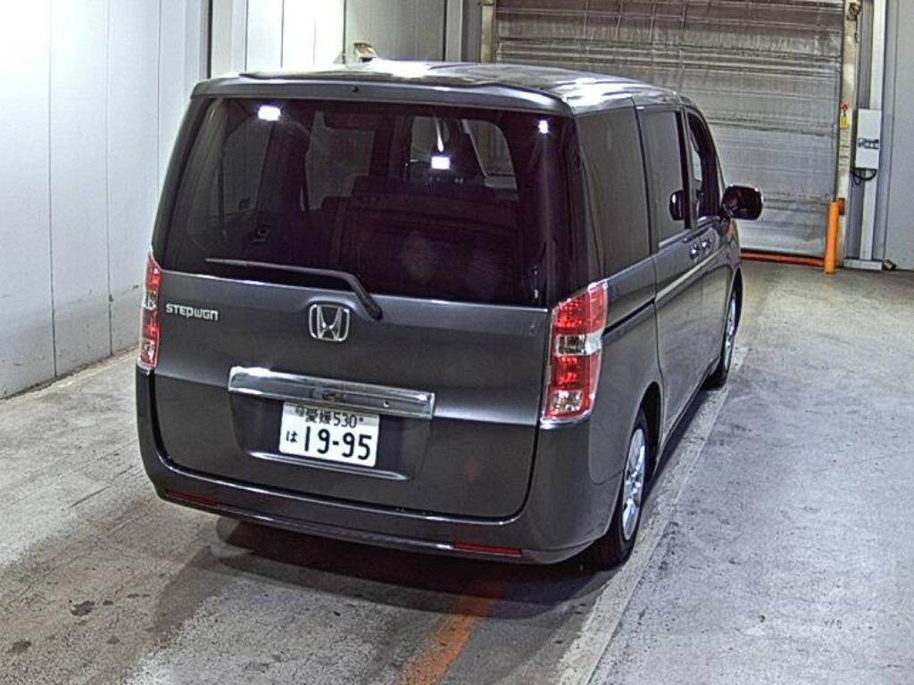 HONDA STEP WAGON 2012