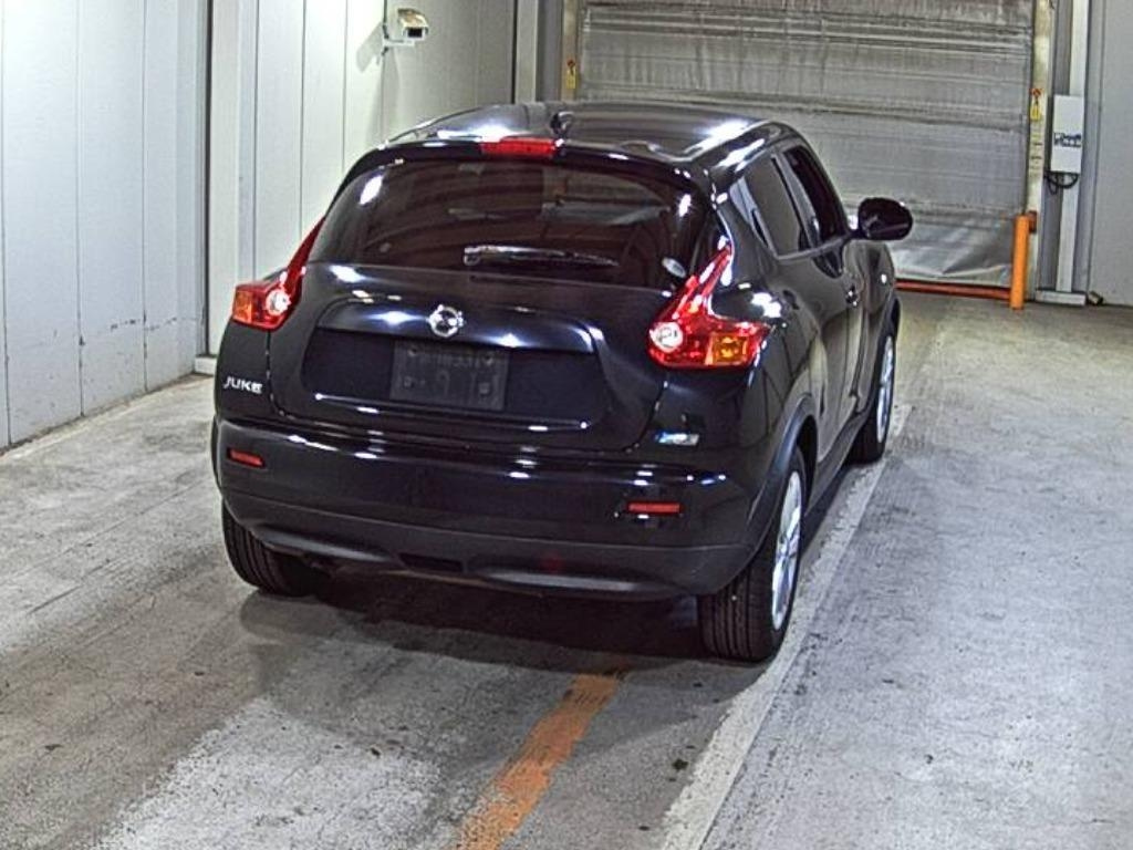 NISSAN JUKE 2011