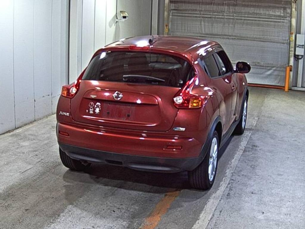 NISSAN JUKE 2011