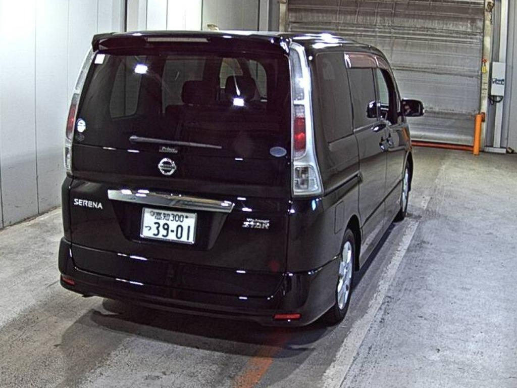 NISSAN SERENA 2009