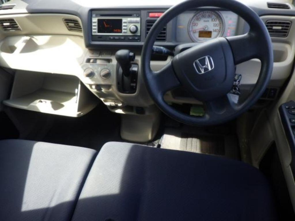 HONDA LIFE 2009