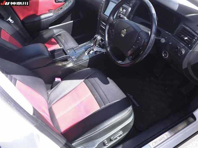 TOYOTA CROWN 2008