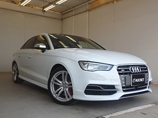 Заказать AUDI S3