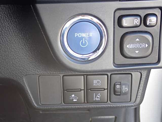 TOYOTA COROLLA AXIO 2020