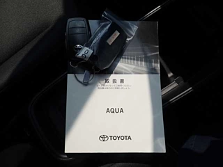 TOYOTA AQUA 2022