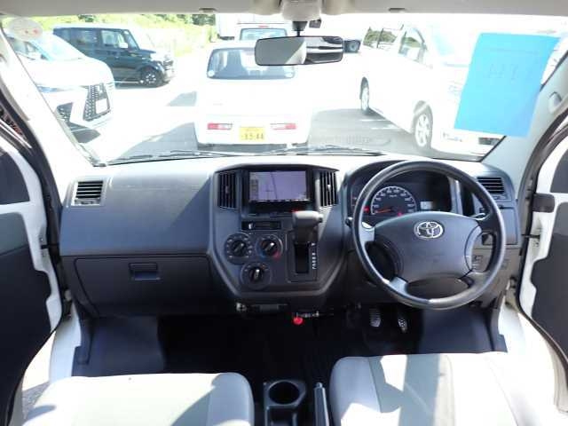 TOYOTA TOWN ACE VAN 2017