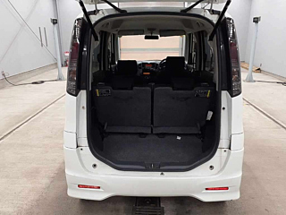 NISSAN ROOX 2010