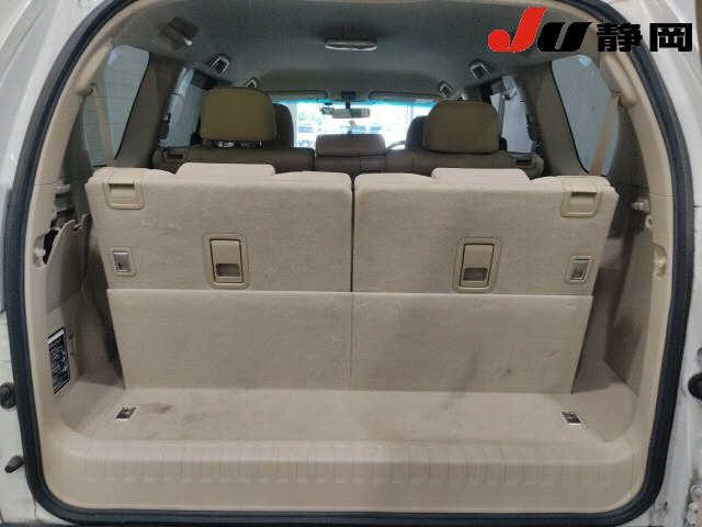 TOYOTA LAND CRUISER PRADO 2013