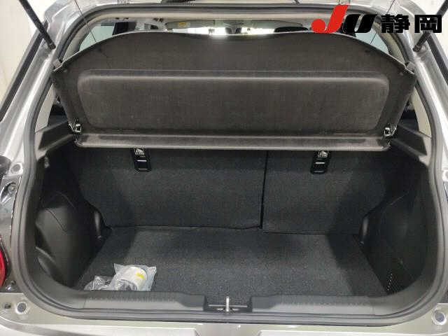 SUZUKI SWIFT 2023