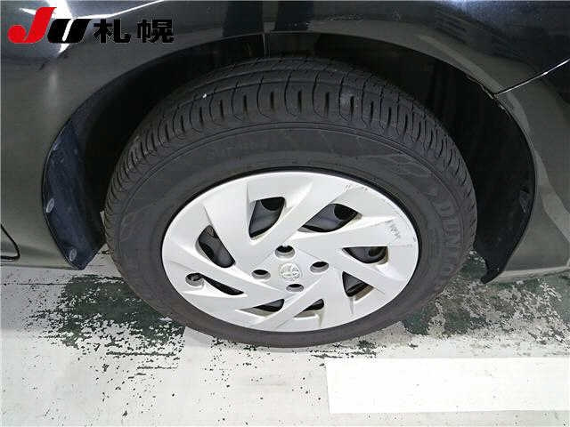 TOYOTA COROLLA FIELDER 2019