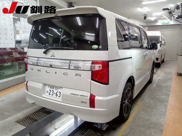 MITSUBISHI DELICA D5 2019