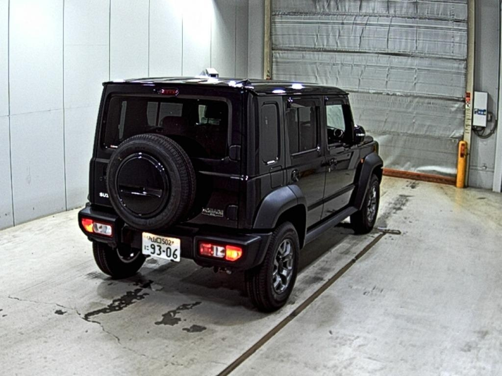 SUZUKI JIMNY NOMADE 2025