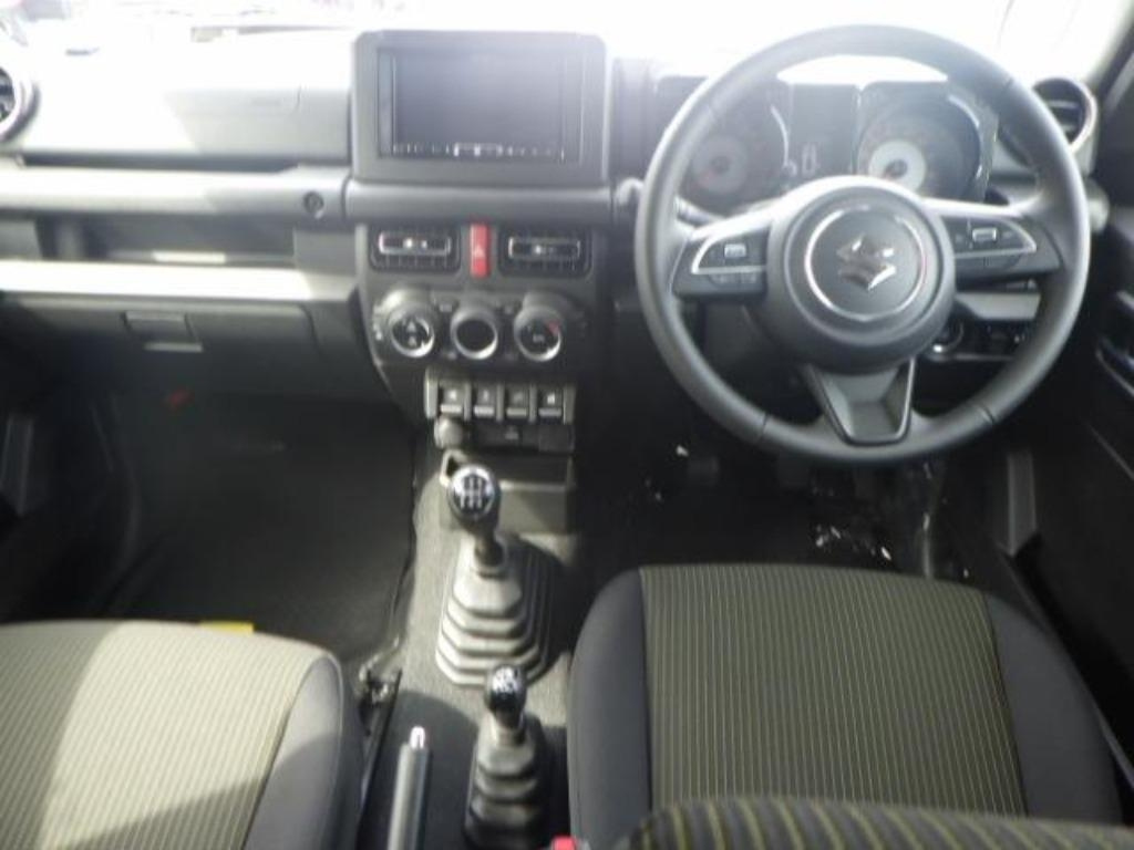 SUZUKI JIMNY NOMADE 2025