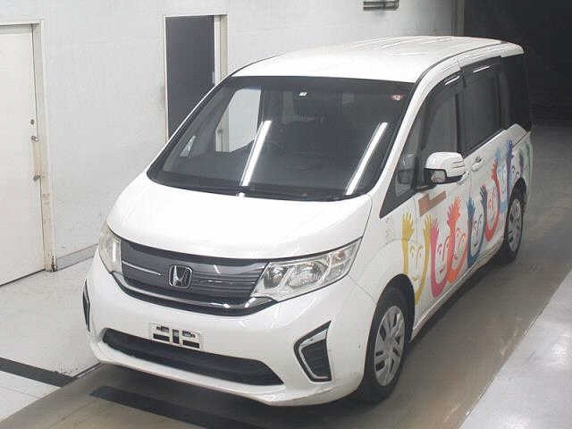 HONDA STEP WAGON 2016