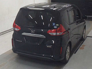HONDA FREED 2016
