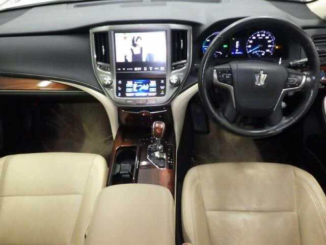 TOYOTA CROWN 2013