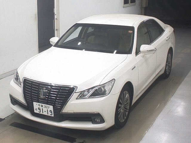 TOYOTA CROWN 2013