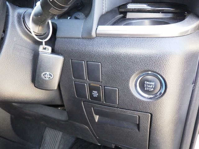 TOYOTA ALPHARD 2015