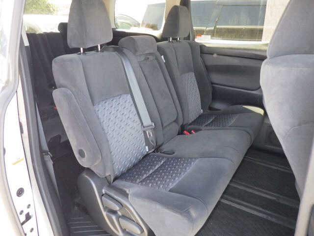 TOYOTA ALPHARD 2015