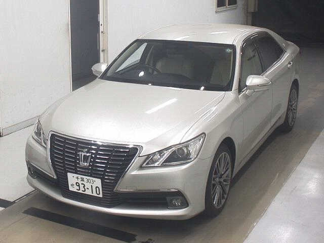 TOYOTA CROWN 2013