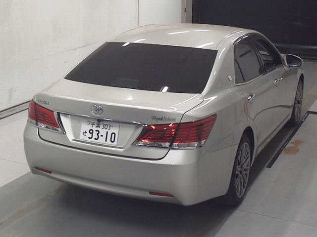 TOYOTA CROWN 2013